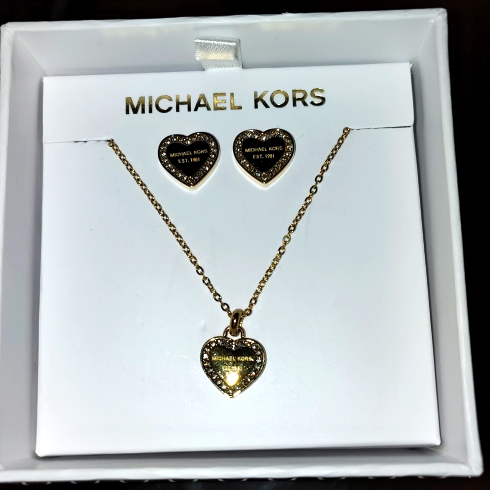 Michael Kors heart necklace and earrings  set w/giftbox